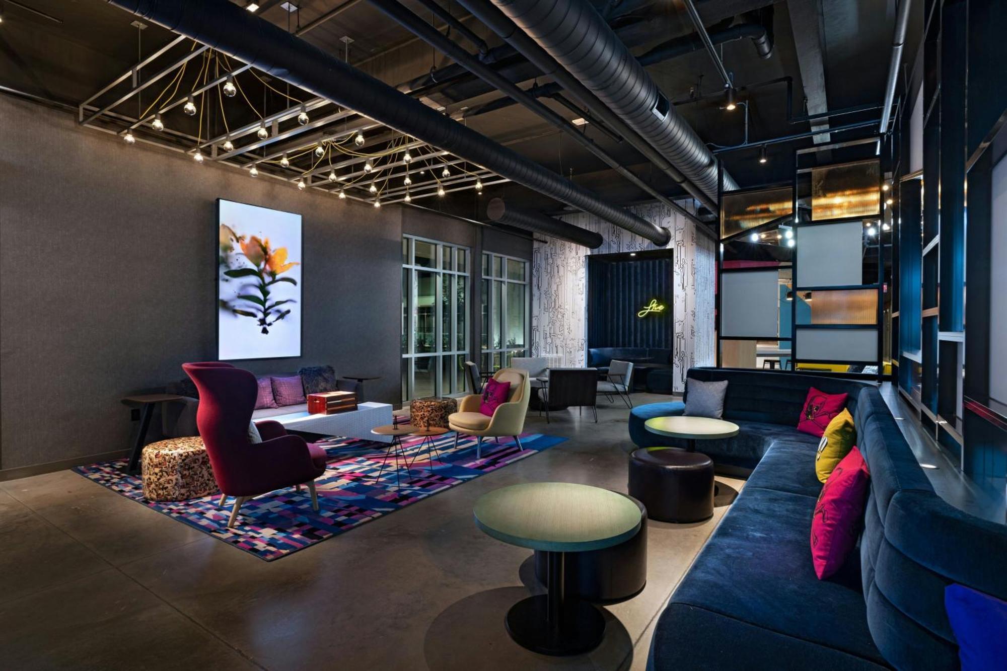 Aloft Austin Southwest Hotel Exterior photo